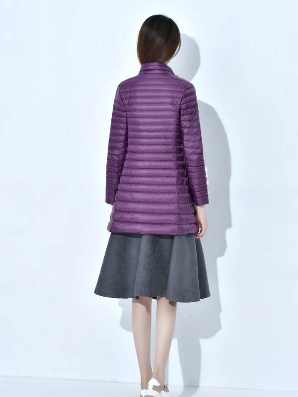 Leichte Damen-Daunenjacke mit individueller Anpassung