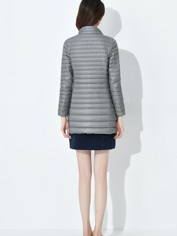 Leichte Damen-Daunenjacke mit individueller Anpassung