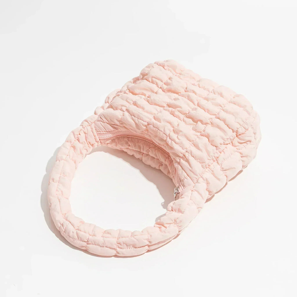 Cloud Down Crossbody Bag – Der ideale Begleiter für all deine Abenteuer!