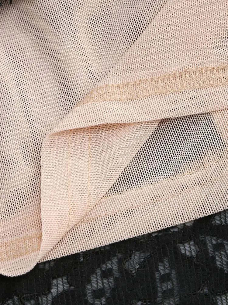 Elegantes Spitzen-Corsagen-Minikleid