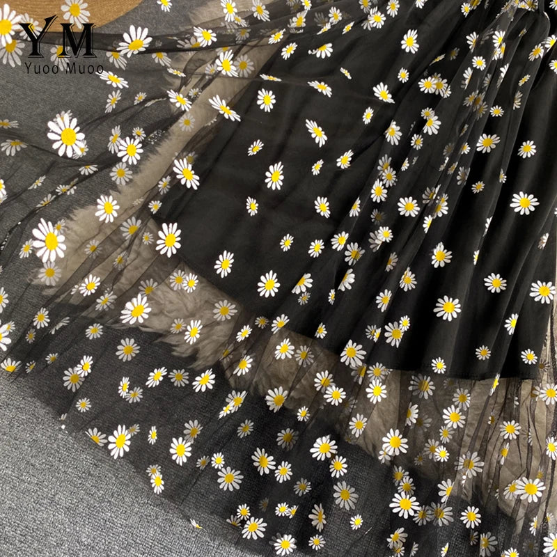 Damen-Sommerkleid mit Blumen- und Gänseblümchenmuster und Spaghettiträgern