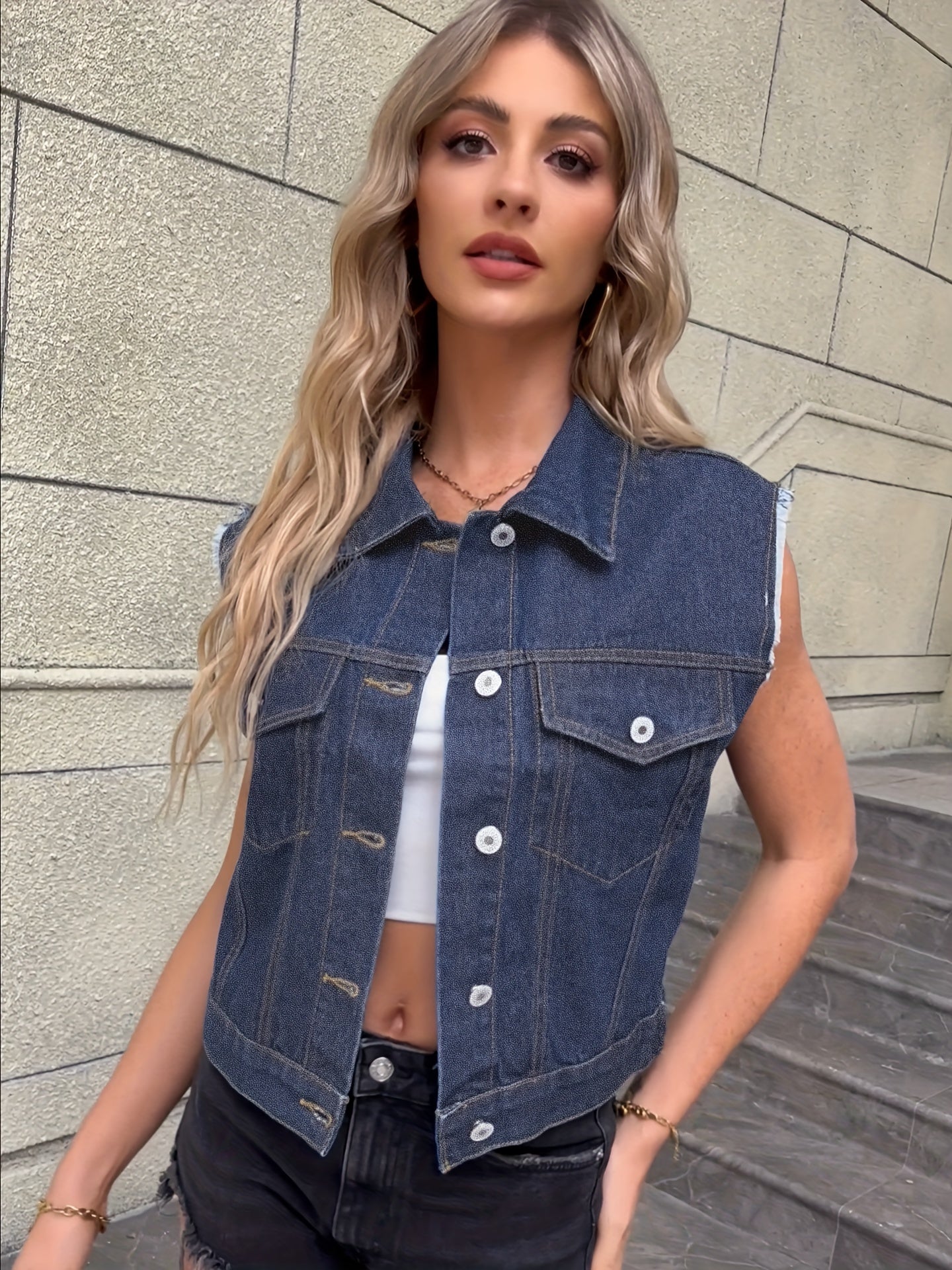 Johanna - Ärmellose Denimjacke mit Brusttaschen